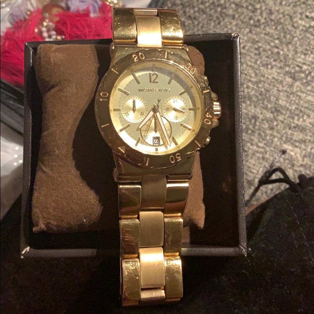 2 Michael Kors Gold watches for the price of 1